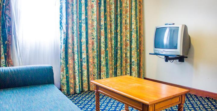 Hotel Nahar Nilgiris Ooty Bagian luar foto