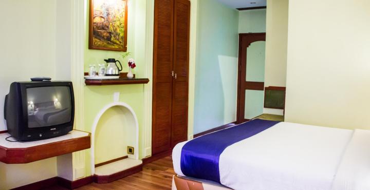 Hotel Nahar Nilgiris Ooty Bagian luar foto