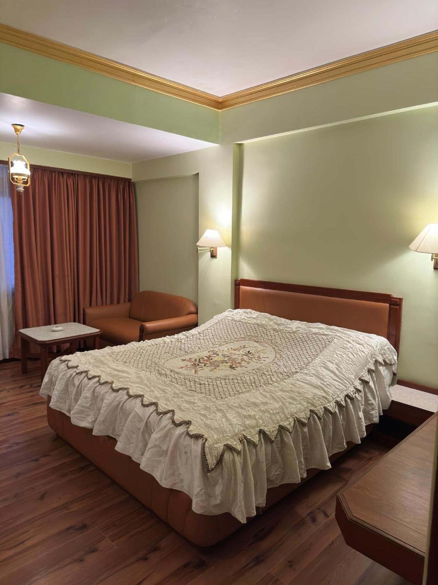 Hotel Nahar Nilgiris Ooty Bagian luar foto
